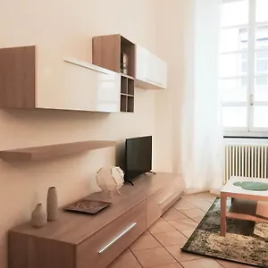 Mistrangelohome 3 - In Pieno Centro Appartamento
