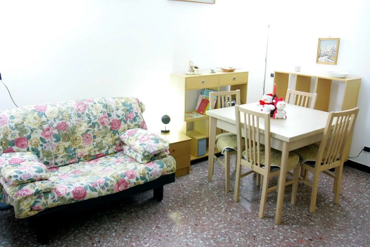 فيلا Relax E Mare سافونا 0*,  إيطاليا